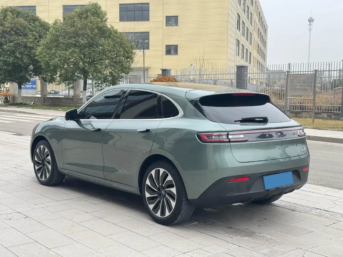 2022 Isuzu Mu-X 2.0T 220HP L4 8AT,autocango,china used car exporter,china ev exporter,chinese used car exporter,chinese used ev exporter
