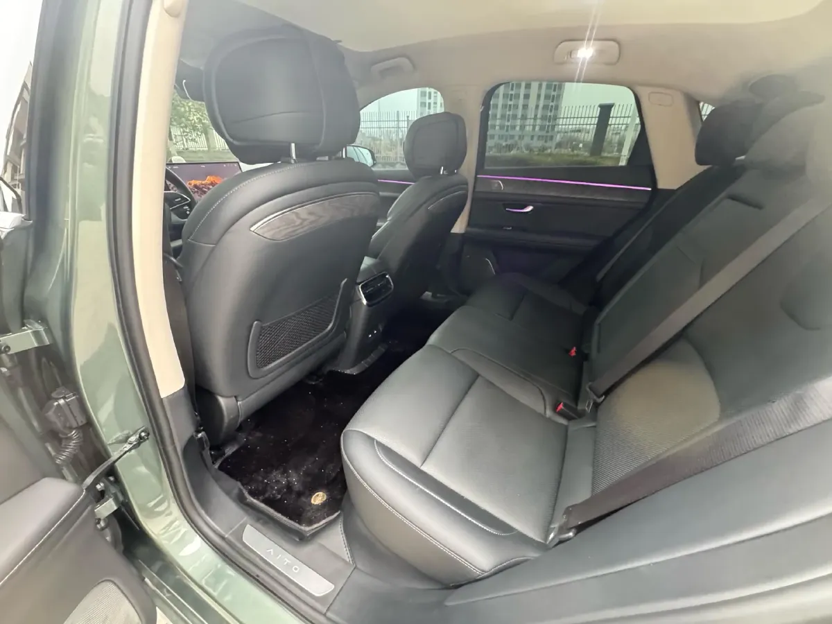 2022 Isuzu Mu-X 2.0T 220HP L4 8AT,autocango,china used car exporter,china ev exporter,chinese used car exporter,chinese used ev exporter