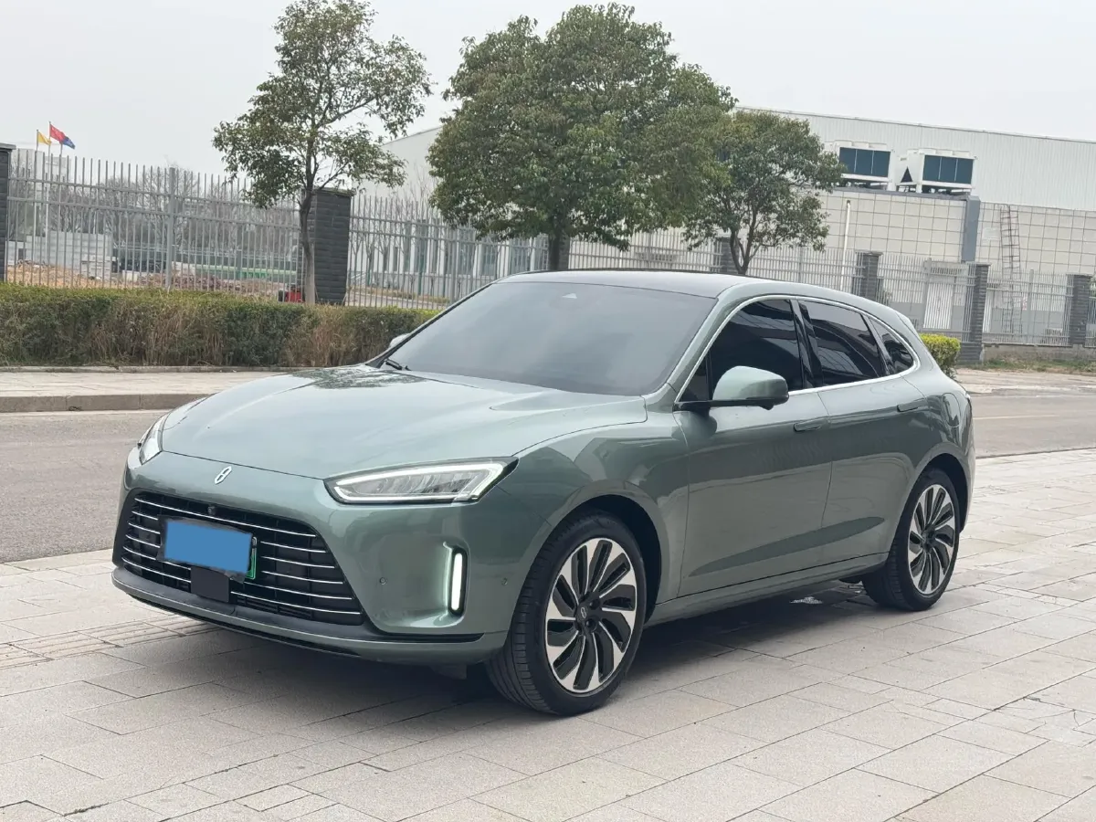 2022 Isuzu Mu-X 2.0T 220HP L4 8AT,autocango,china used car exporter,china ev exporter,chinese used car exporter,chinese used ev exporter