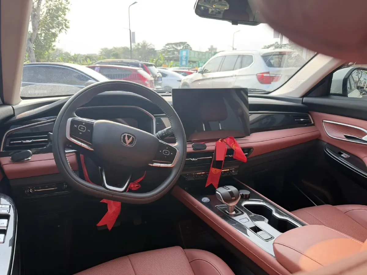 2026 ChangAn CS75 1.5T 192HP L4 7DCT,autocango,china used car exporter,china ev exporter,chinese used car exporter,chinese used ev exporter