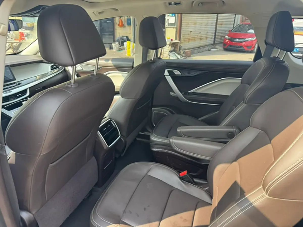 2021 Geely JiaJi 1.8T 184HP L4 7DCT,autocango,china used car exporter,china ev exporter,chinese used car exporter,chinese used ev exporter