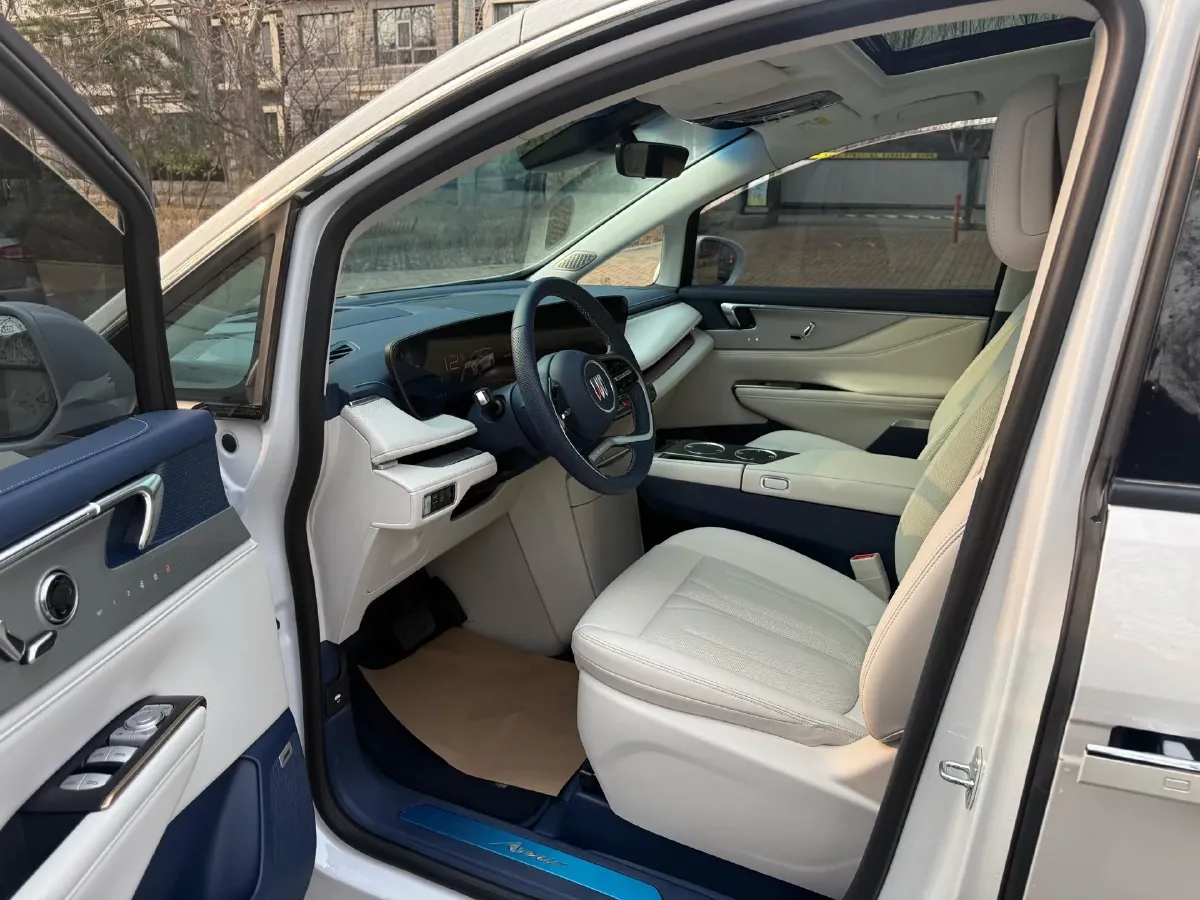 2024 Buick GL8 1.5T 180HP L4 2DHT PHEV 24.4KWH,autocango,china used car exporter,china ev exporter,chinese used car exporter,chinese used ev exporter
