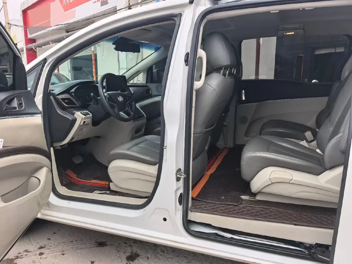 2021 Buick GL8 2.0T 237HP L4 9AT,autocango,china used car exporter,china ev exporter,chinese used car exporter,chinese used ev exporter