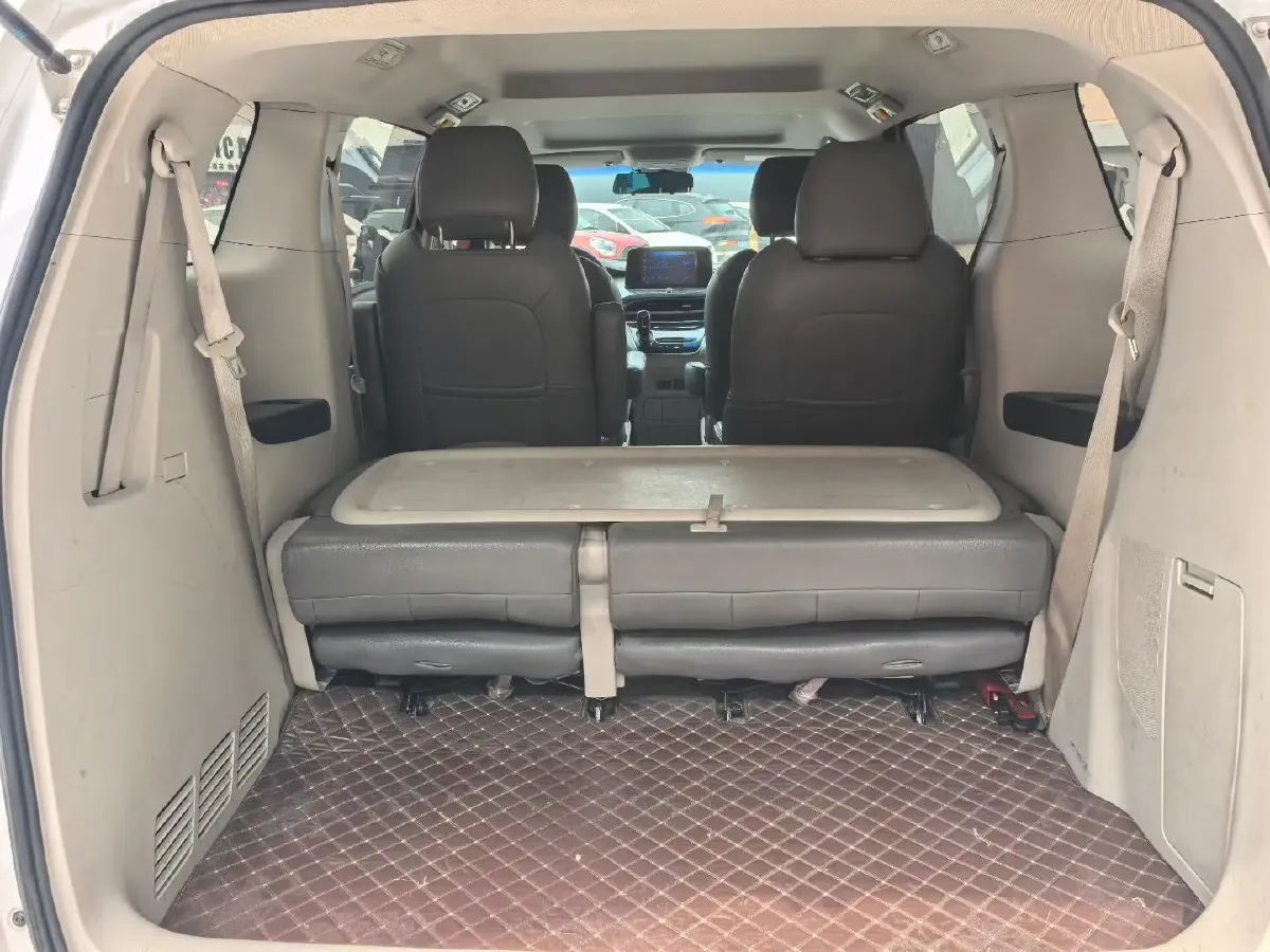 2021 Buick GL8 2.0T 237HP L4 9AT,autocango,china used car exporter,china ev exporter,chinese used car exporter,chinese used ev exporter