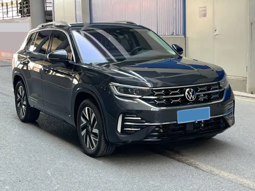 2024 Volkswagen Tayron 2.0T 220HP L4 7DCT,autocango,china used car exporter,china ev exporter,chinese used car exporter,chinese used ev exporter