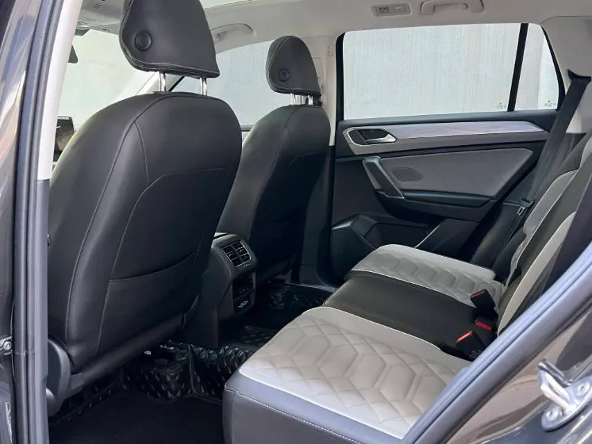 2024 Volkswagen Tayron 2.0T 220HP L4 7DCT,autocango,china used car exporter,china ev exporter,chinese used car exporter,chinese used ev exporter