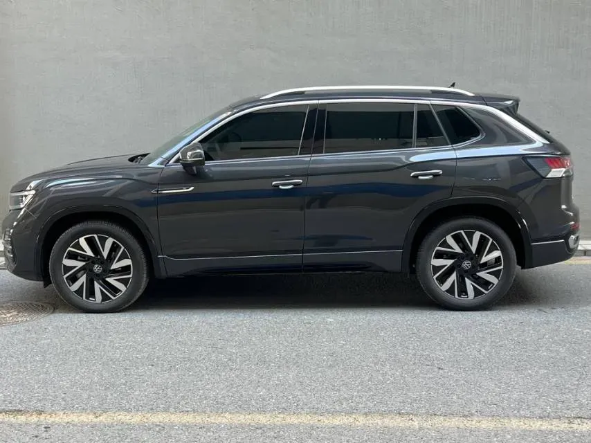 2024 Volkswagen Tayron 2.0T 220HP L4 7DCT,autocango,china used car exporter,china ev exporter,chinese used car exporter,chinese used ev exporter