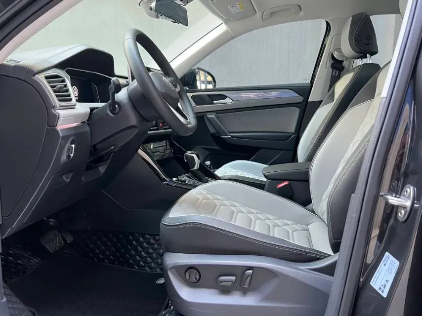 2024 Volkswagen Tayron 2.0T 220HP L4 7DCT,autocango,china used car exporter,china ev exporter,chinese used car exporter,chinese used ev exporter