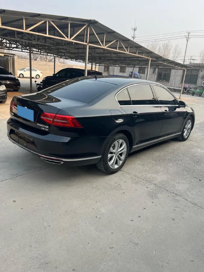 2019 Volkswagen Magotan 2.0T 186HP L4 7DCT,autocango,china used car exporter,china ev exporter,chinese used car exporter,chinese used ev exporter