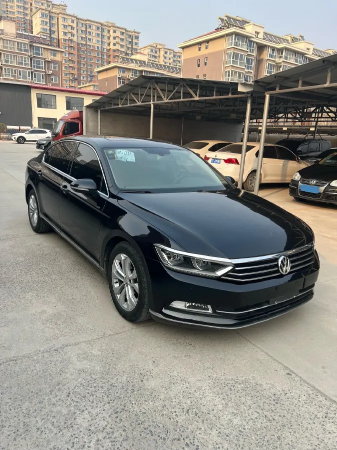 2019 Volkswagen Magotan 2.0T 186HP L4 7DCT,autocango,china used car exporter,china ev exporter,chinese used car exporter,chinese used ev exporter