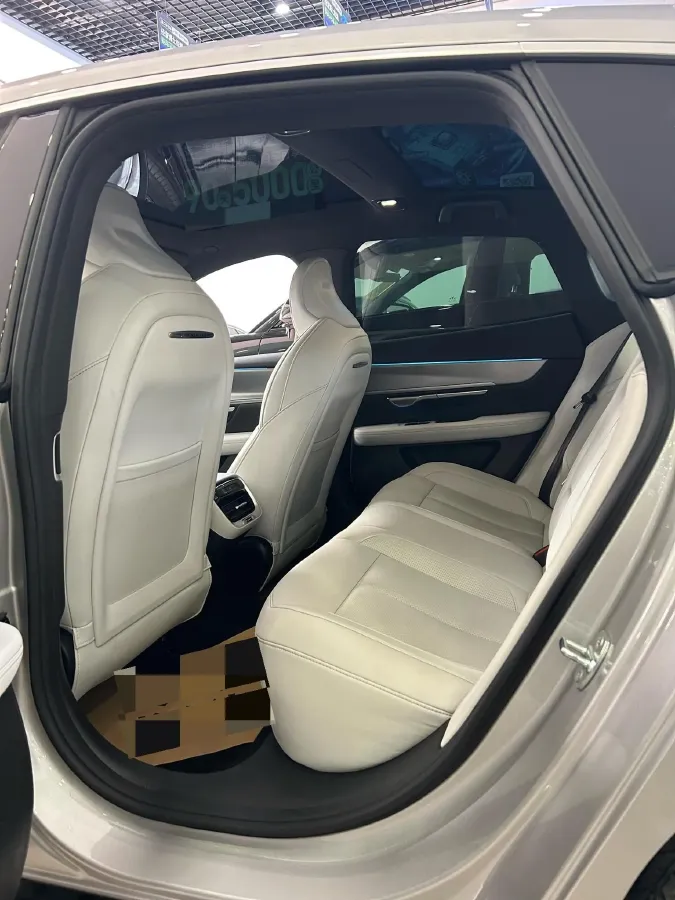 2023 Xpeng P7 BEV 86.2KWH,autocango,china used car exporter,china ev exporter,chinese used car exporter,chinese used ev exporter