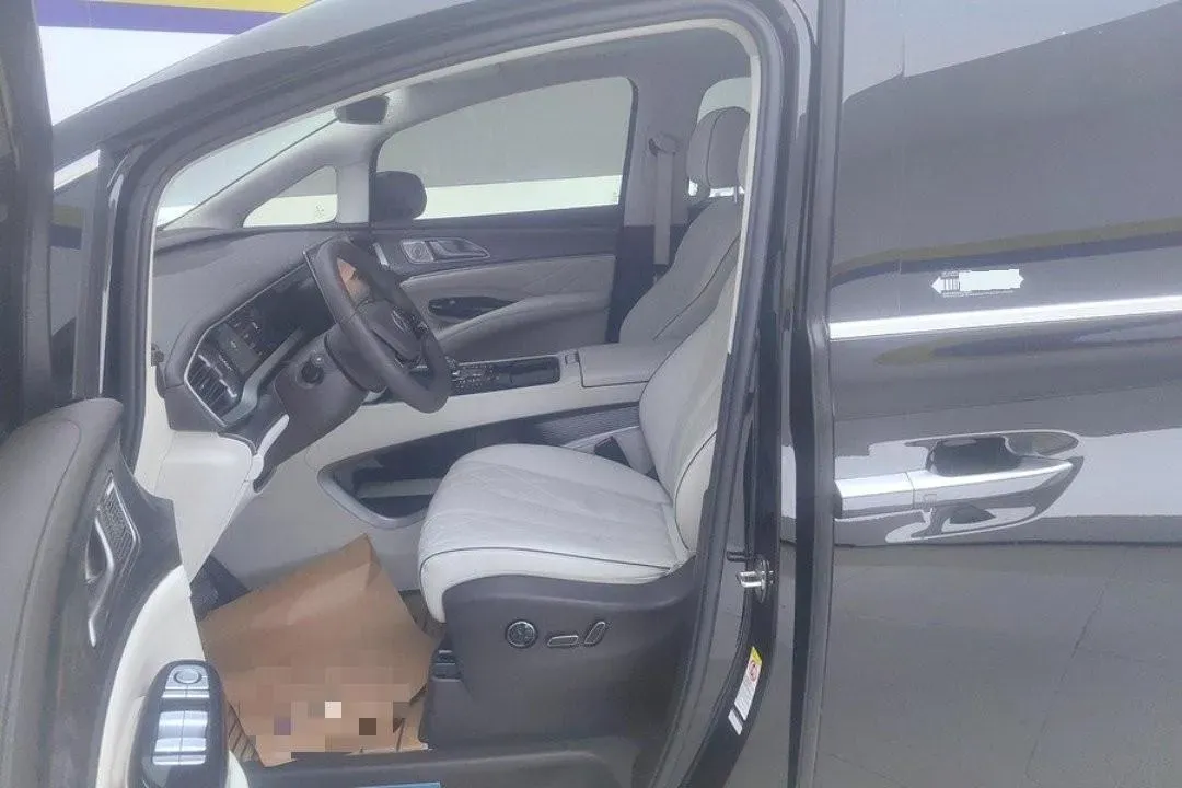 2024 Denza D9 1.5T 139HP L4 E-CVT PHEV 40KWH,autocango,china used car exporter,china ev exporter,chinese used car exporter,chinese used ev exporter