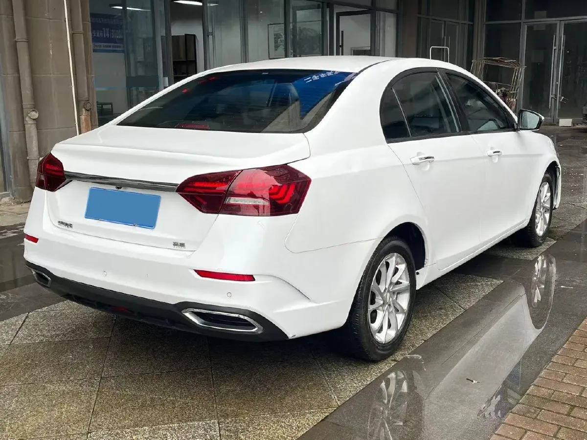 2021 BaoJun 530 1.5T 147HP L4 CVT,autocango,china used car exporter,china ev exporter,chinese used car exporter,chinese used ev exporter