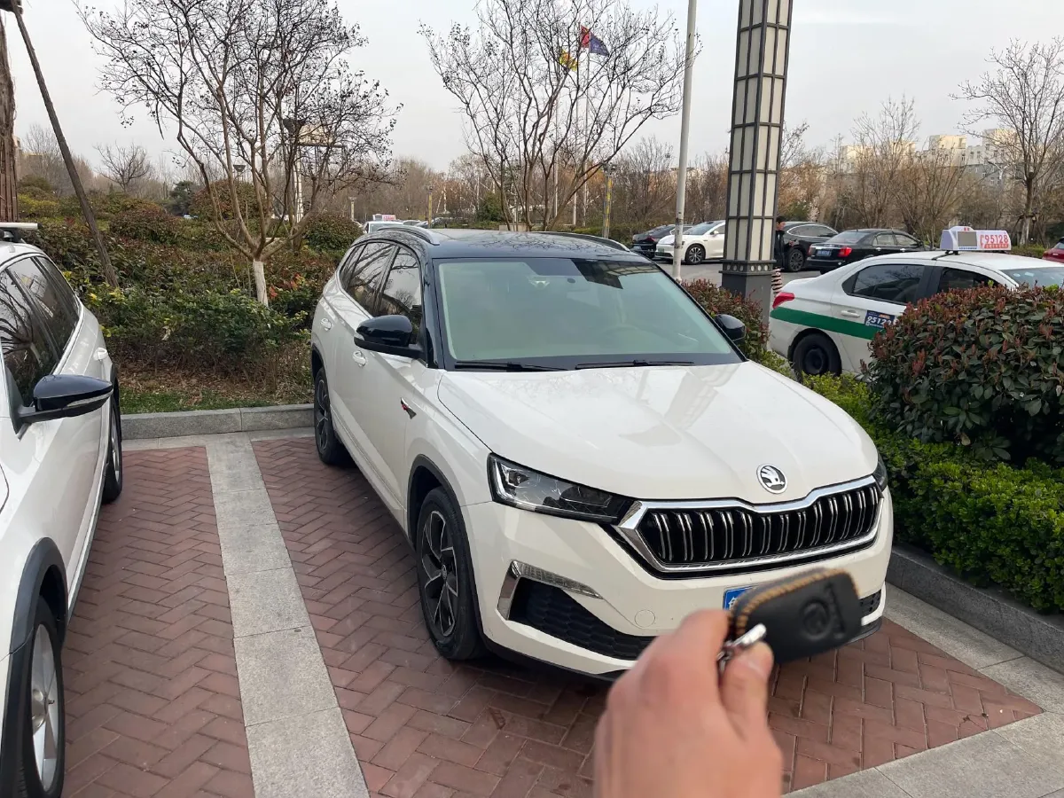 2023 Skoda Kamiq 1.5L 109HP L4 6AT,autocango,china used car exporter,china ev exporter,chinese used car exporter,chinese used ev exporter