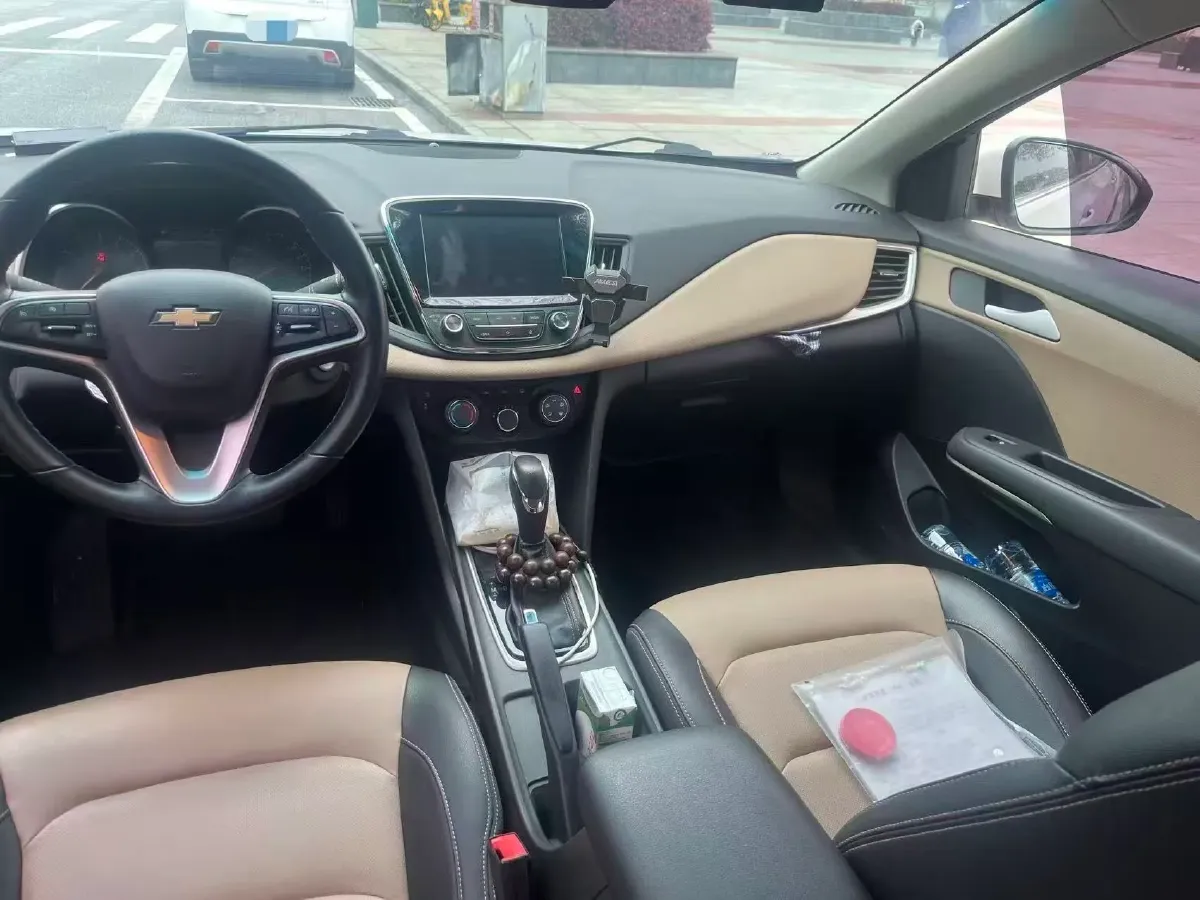 2020 Chevrolet Monza 1.5L 113HP L4 6AT,autocango,china used car exporter,china ev exporter,chinese used car exporter,chinese used ev exporter