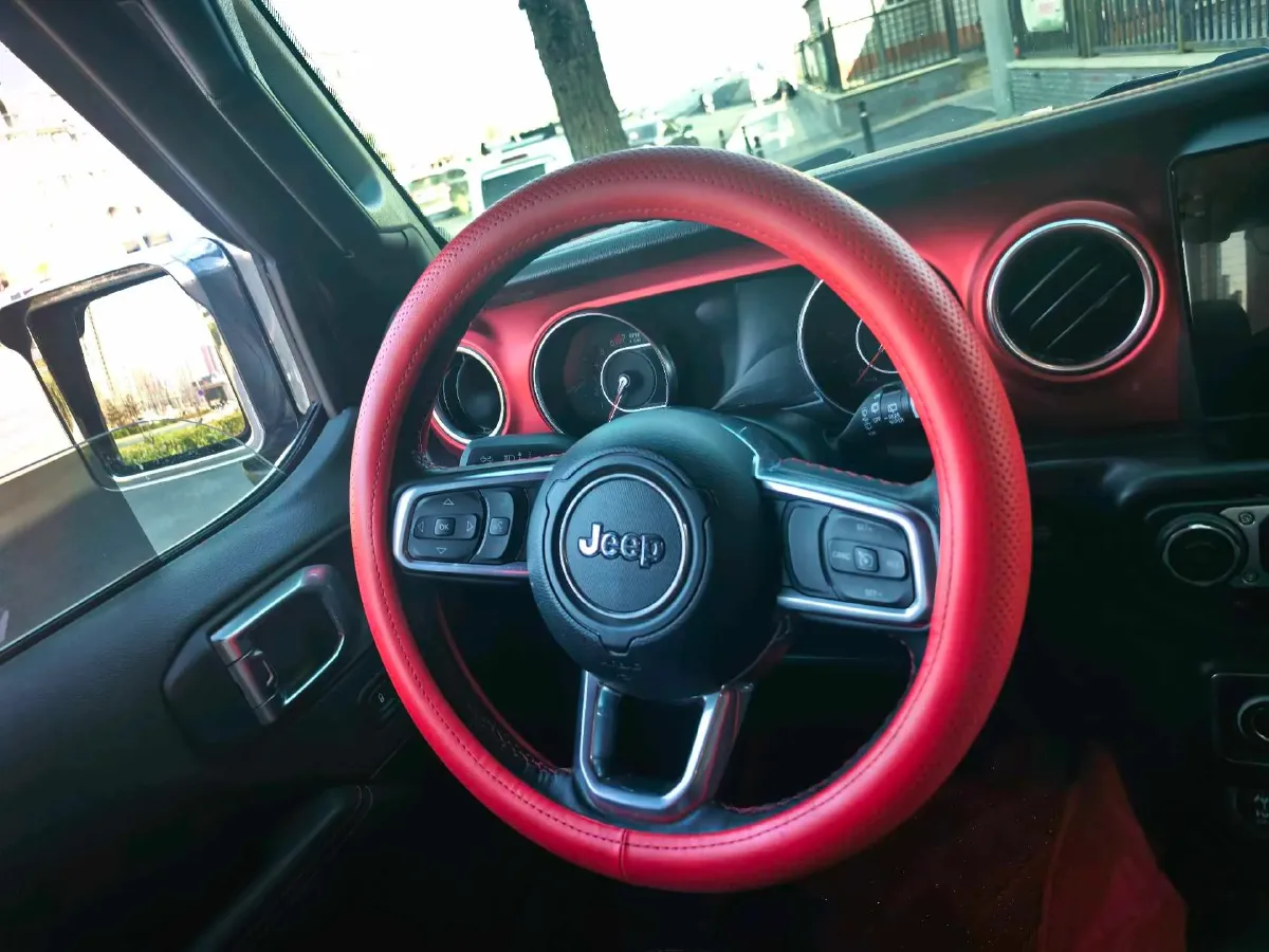 2021 Jeep Wrangler 2.0T 266HP L4 8AT,autocango,china used car exporter,china ev exporter,chinese used car exporter,chinese used ev exporter