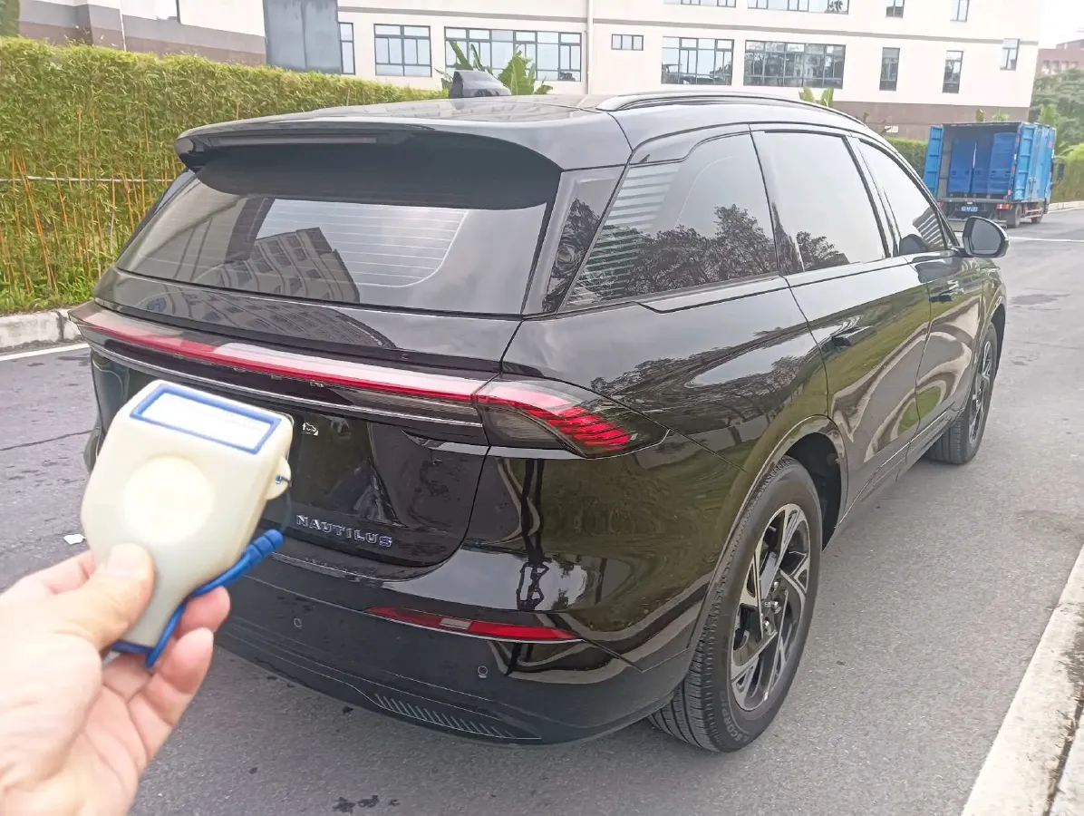 2025 Lincoln Nautilus 2.0T 282HP L4 E-CVT Hybrid,autocango,china used car exporter,china ev exporter,chinese used car exporter,chinese used ev exporter