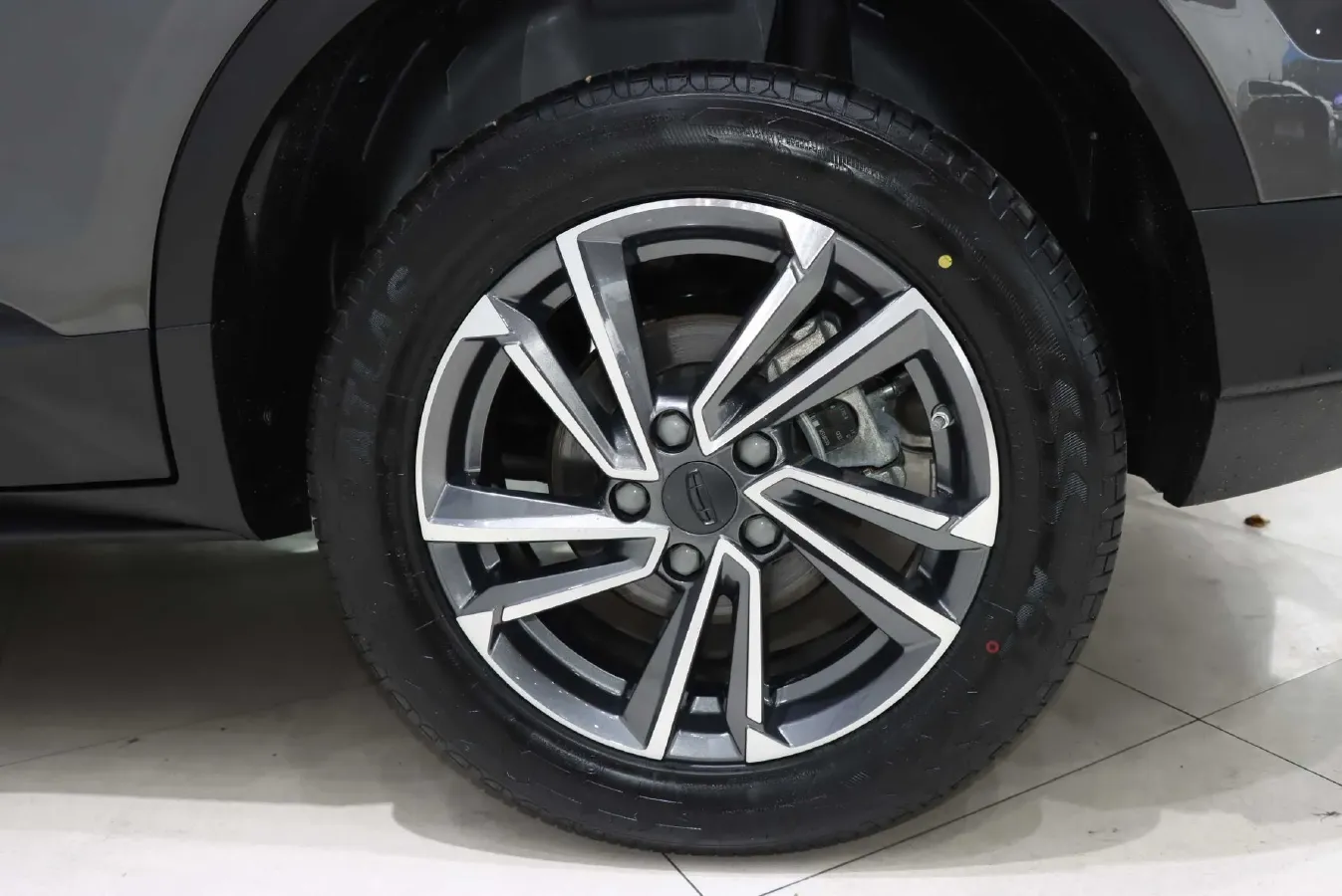 2023 Geely Coolray 1.5T 181HP L4 7DCT,autocango,china used car exporter,china ev exporter,chinese used car exporter,chinese used ev exporter