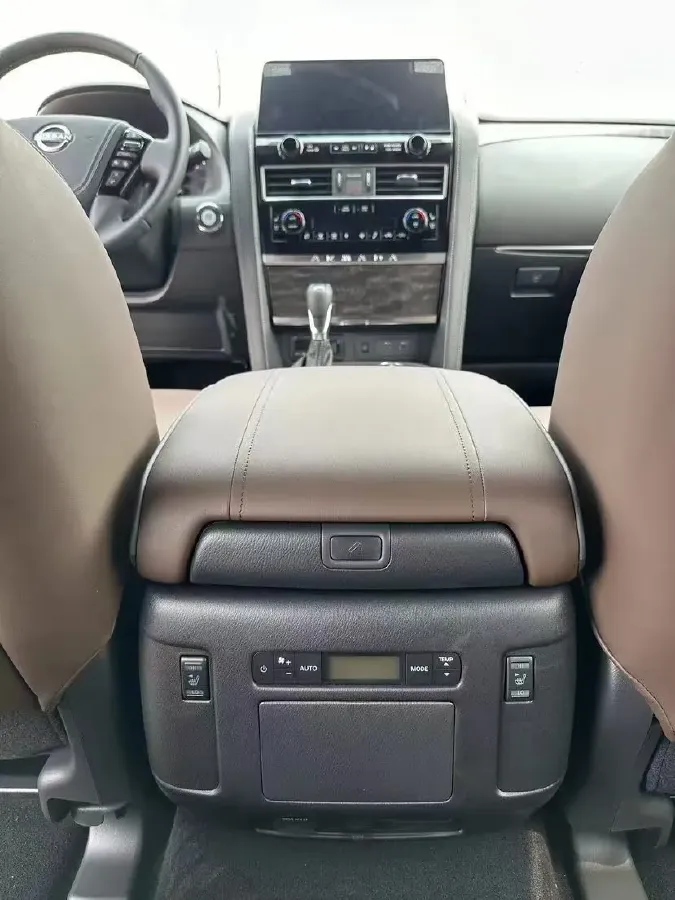 2023 Nissan Patrol 5.6L 400HP V8 7AT,autocango,china used car exporter,china ev exporter,chinese used car exporter,chinese used ev exporter