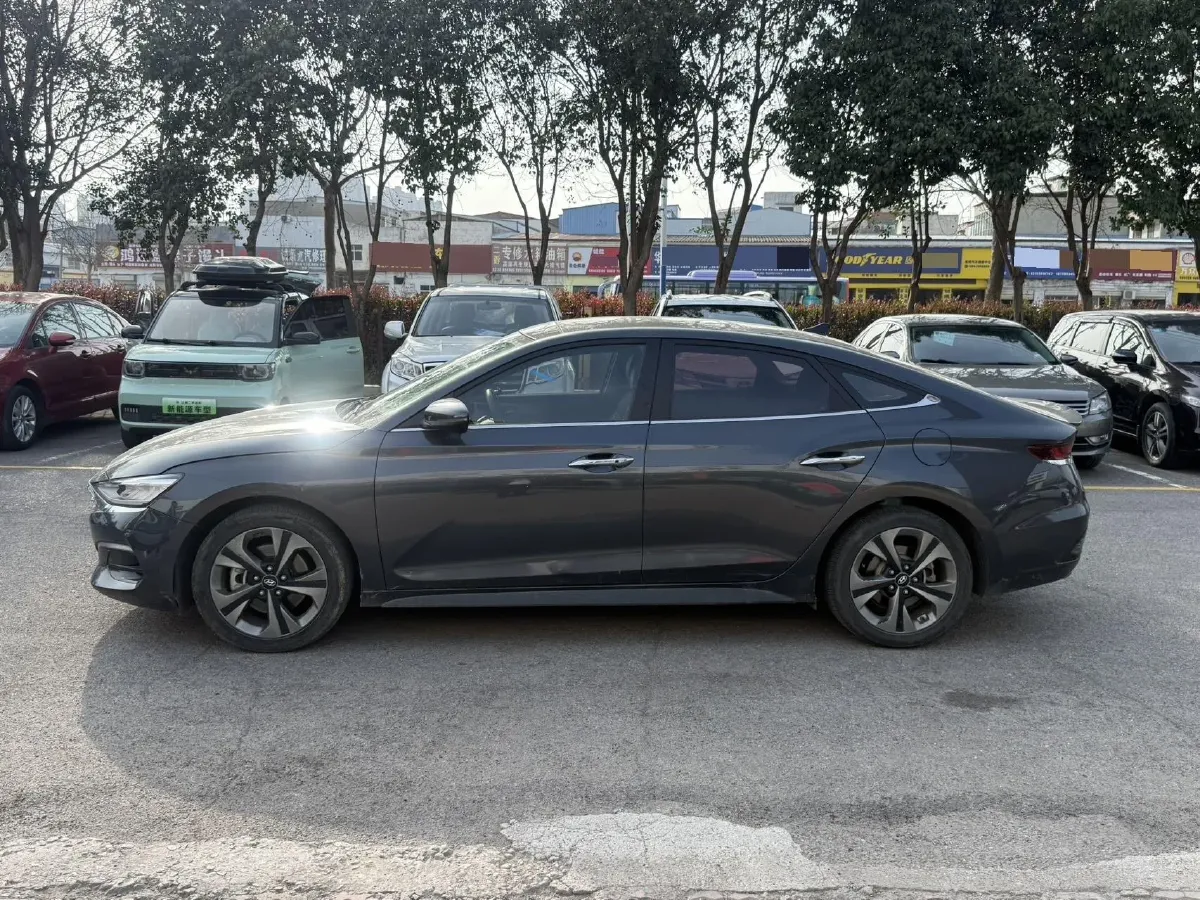 2019 Hyundai La Festa 1.6T 190HP L4 7DCT,autocango,china used car exporter,china ev exporter,chinese used car exporter,chinese used ev exporter