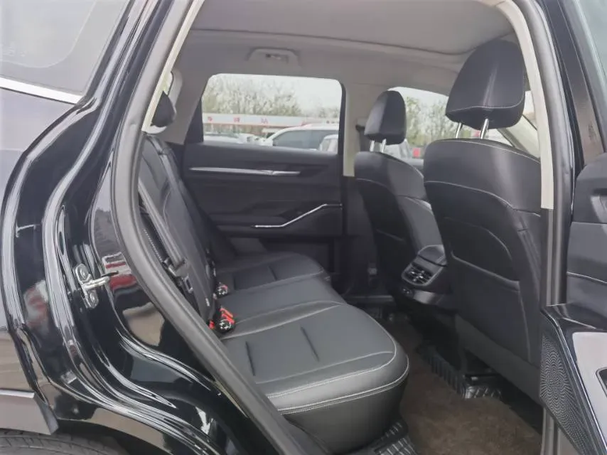 2022 Haval H6 1.5T 184HP L4 7DCT,autocango,china used car exporter,china ev exporter,chinese used car exporter,chinese used ev exporter