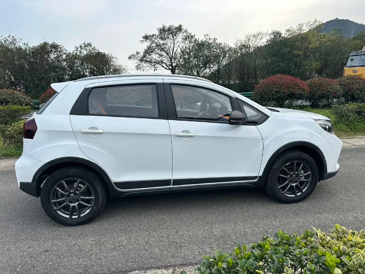 2022 Livan X3 PRO 1.5L 113HP L4 CVT,autocango,china used car exporter,china ev exporter,chinese used car exporter,chinese used ev exporter
