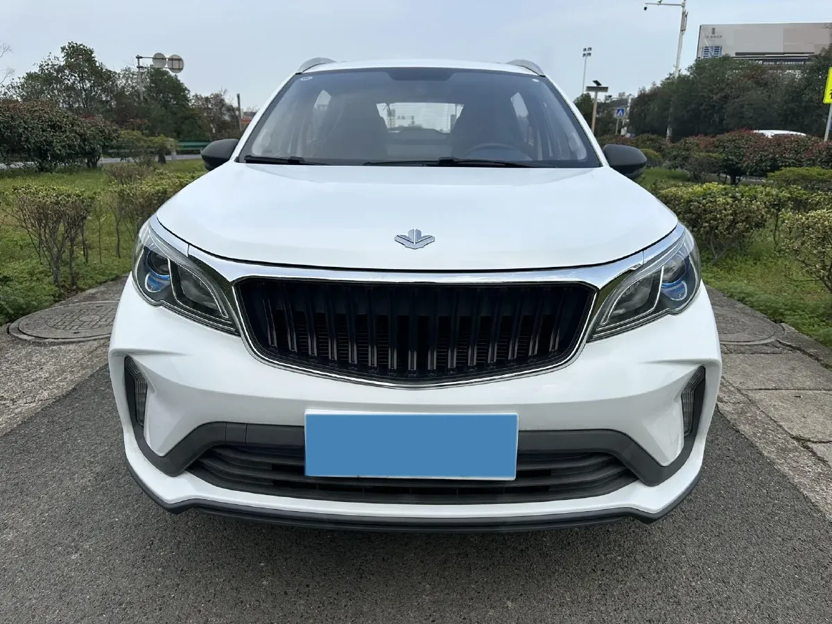 2022 Livan X3 PRO 1.5L 113HP L4 CVT,autocango,china used car exporter,china ev exporter,chinese used car exporter,chinese used ev exporter