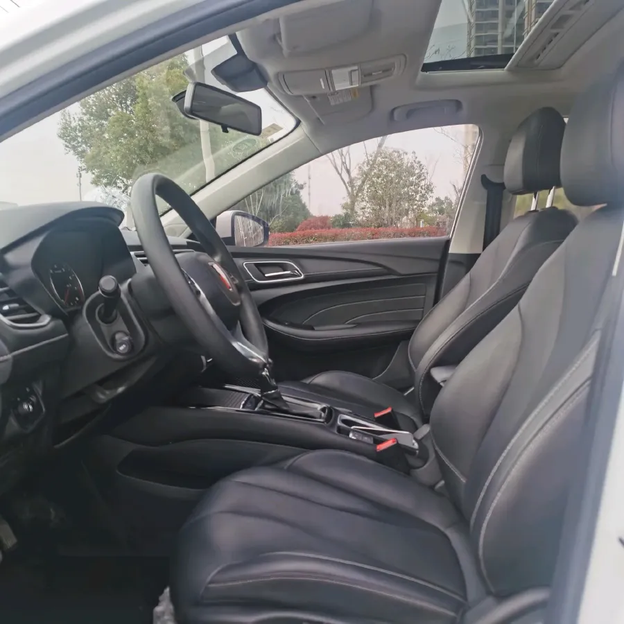 2019 Roewe i5 1.5L 120HP L4 CVT,autocango,china used car exporter,china ev exporter,chinese used car exporter,chinese used ev exporter