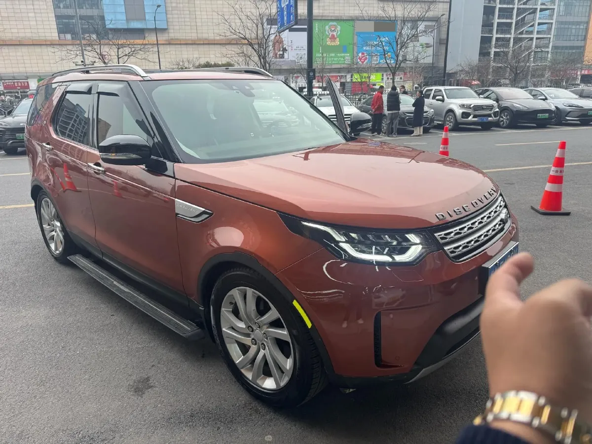 2018 Land Rover Discovery 3.0T 340HP V6 8AT,autocango,china used car exporter,china ev exporter,chinese used car exporter,chinese used ev exporter