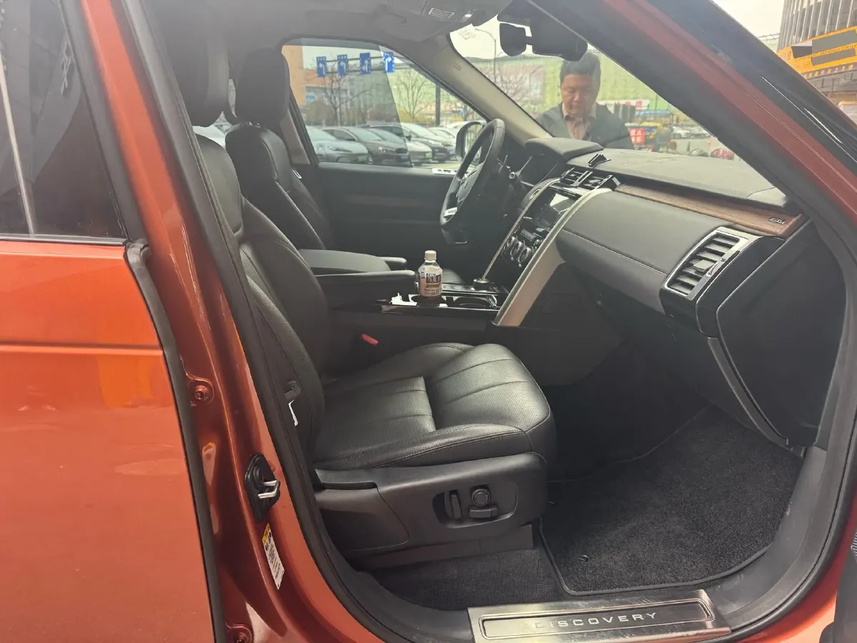 2018 Land Rover Discovery 3.0T 340HP V6 8AT,autocango,china used car exporter,china ev exporter,chinese used car exporter,chinese used ev exporter