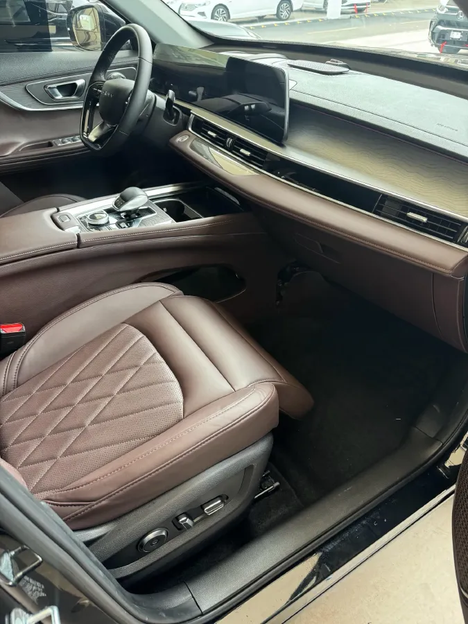 2022 Chery Tiggo 8 PRO 1.6T 197HP L4 7DCT,autocango,china used car exporter,china ev exporter,chinese used car exporter,chinese used ev exporter