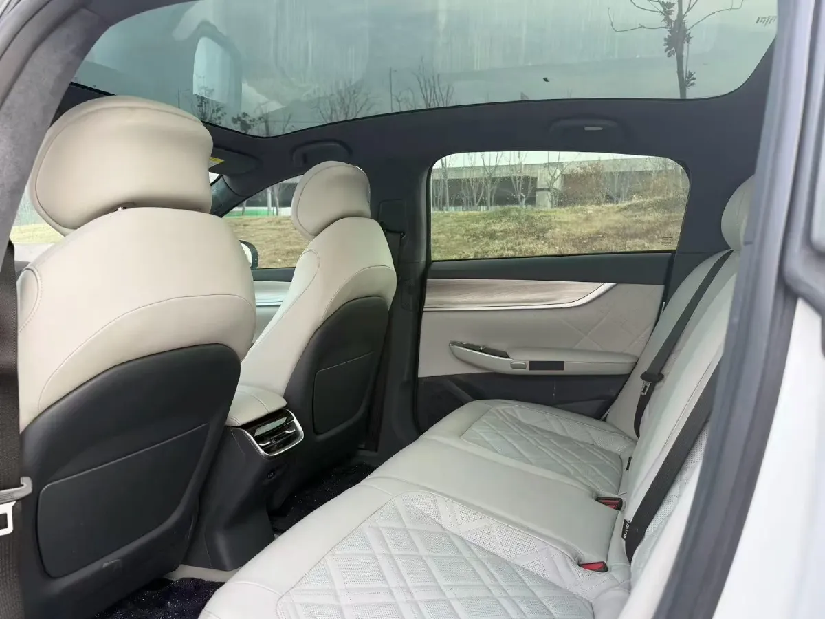 2023 ChangAn QiYuan A07 1.5L 95HP L4 REEV 28.4KWH,autocango,china used car exporter,china ev exporter,chinese used car exporter,chinese used ev exporter