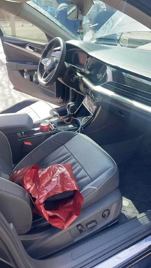 2022 Xpeng P7 BEV 60.2KWH,autocango,china used car exporter,china ev exporter,chinese used car exporter,chinese used ev exporter