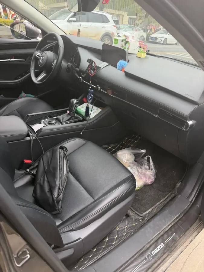 2022 Mazda 3 Axela 2.0L 158HP L4 6AT,autocango,china used car exporter,china ev exporter,chinese used car exporter,chinese used ev exporter