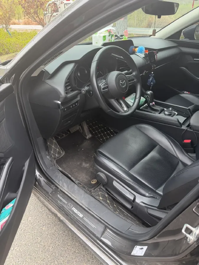 2022 Mazda 3 Axela 2.0L 158HP L4 6AT,autocango,china used car exporter,china ev exporter,chinese used car exporter,chinese used ev exporter
