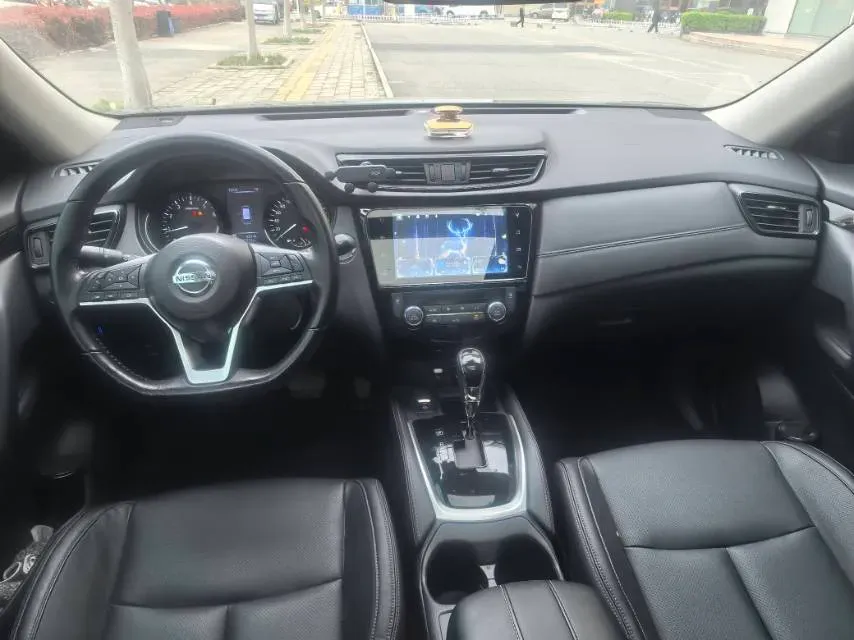 2020 Nissan X-Trail 2.0L 154HP L4 CVT,autocango,china used car exporter,china ev exporter,chinese used car exporter,chinese used ev exporter