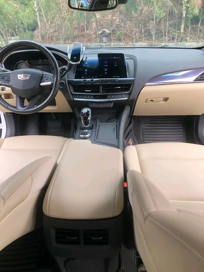 2020 Cadillac CT5 2.0T 241HP L4 10AT,autocango,china used car exporter,china ev exporter,chinese used car exporter,chinese used ev exporter
