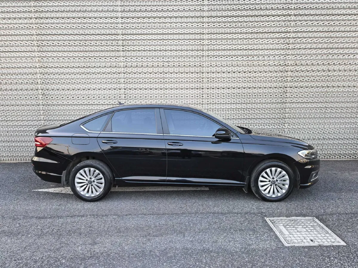 2022 Volkswagen Sagitar 1.2T 116HP L4 7DCT,autocango,china used car exporter,china ev exporter,chinese used car exporter,chinese used ev exporter