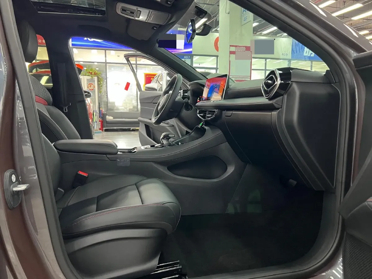 2025 MG 5 1.5T 181HP L4 7DCT,autocango,china used car exporter,china ev exporter,chinese used car exporter,chinese used ev exporter