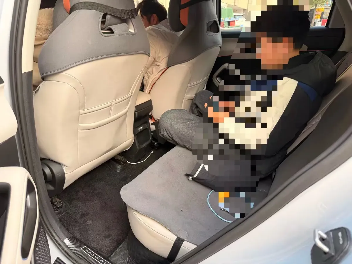 2024 BYD YuanUP BEV 45.12KWH,autocango,china used car exporter,china ev exporter,chinese used car exporter,chinese used ev exporter