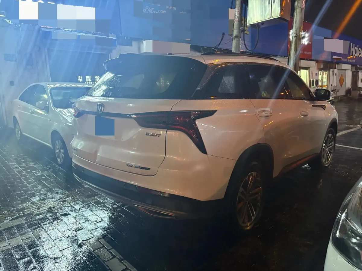 2022 ChangAn CS75 Plus 1.5T 178HP L4 6AT,autocango,china used car exporter,china ev exporter,chinese used car exporter,chinese used ev exporter