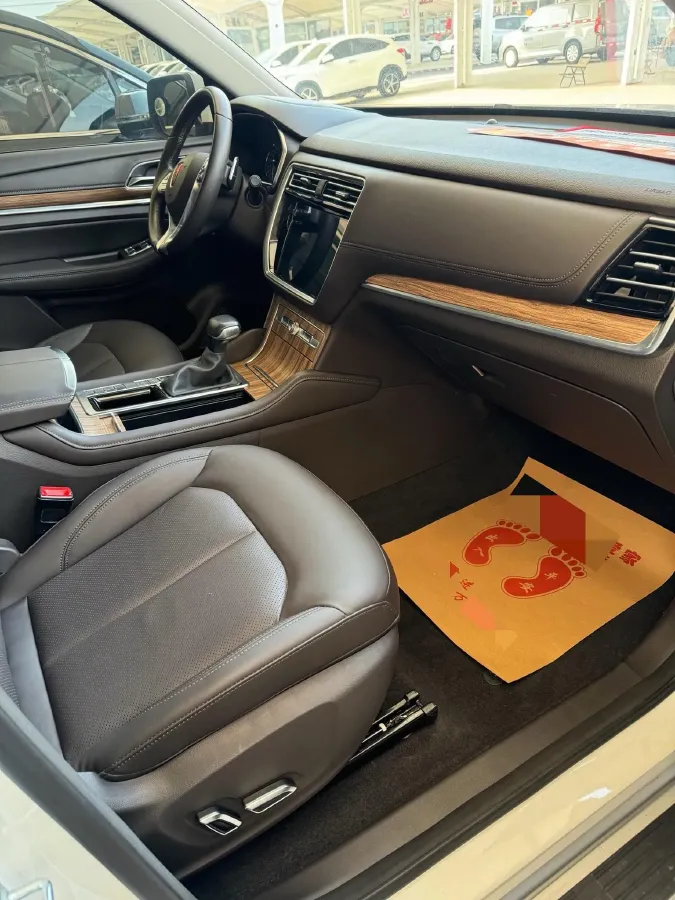 2018 Roewe RX5 2.0T 220HP L4 6DCT,autocango,china used car exporter,china ev exporter,chinese used car exporter,chinese used ev exporter