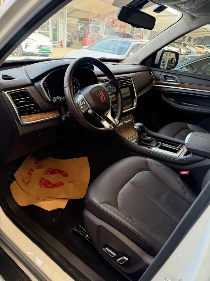 2018 Roewe RX5 2.0T 220HP L4 6DCT,autocango,china used car exporter,china ev exporter,chinese used car exporter,chinese used ev exporter