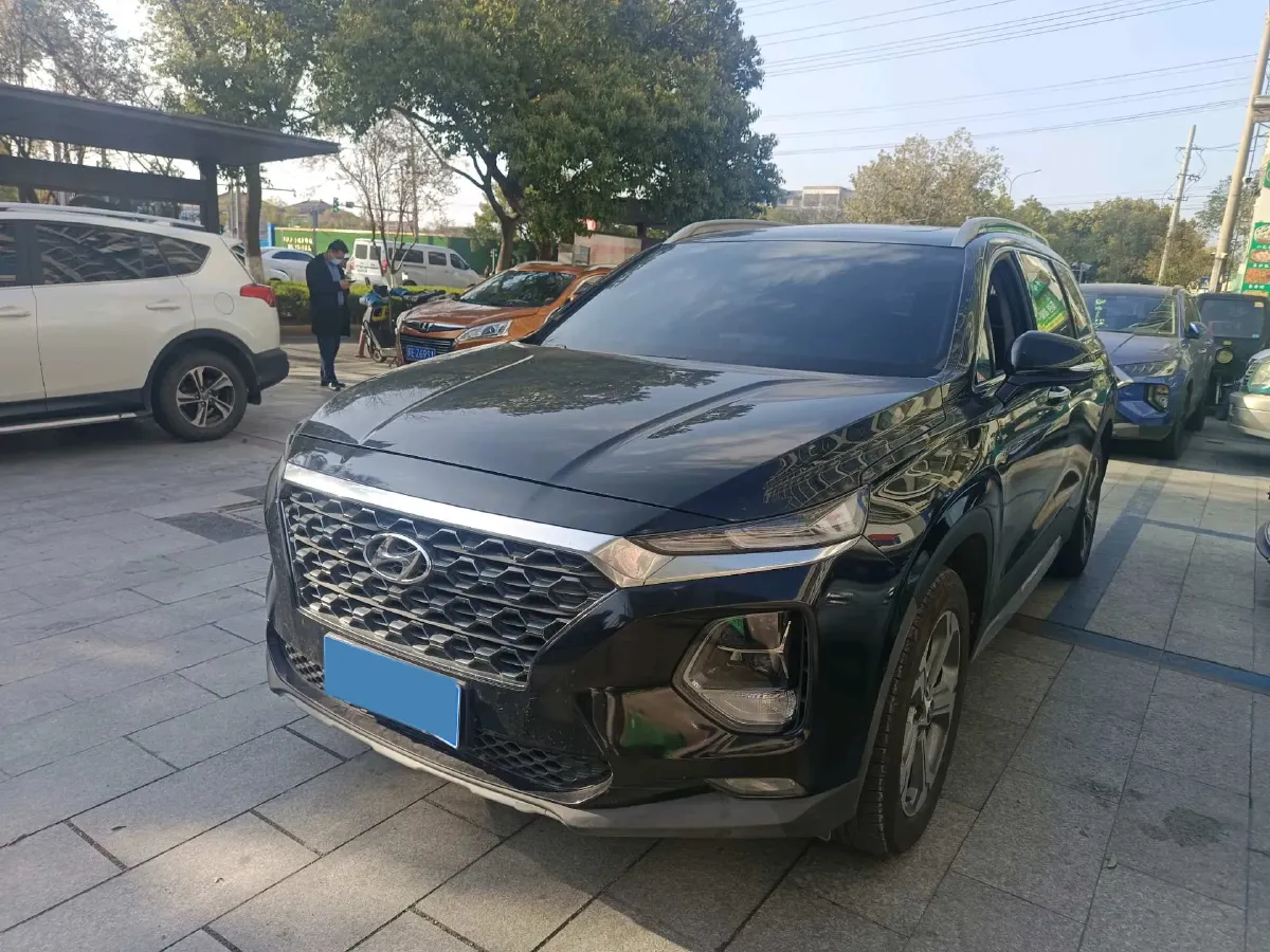 2019 Hyundai Santafe 2.0T 240HP L4 8AT,autocango,china used car exporter,china ev exporter,chinese used car exporter,chinese used ev exporter