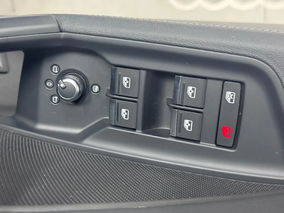 2022 Audi A3 1.4T 150HP L4 7DCT,autocango,china used car exporter,china ev exporter,chinese used car exporter,chinese used ev exporter