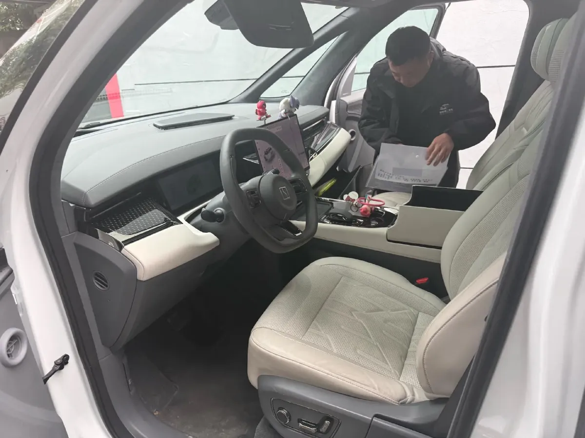 2024 Zeekr 009 BEV 108KWH,autocango,china used car exporter,china ev exporter,chinese used car exporter,chinese used ev exporter