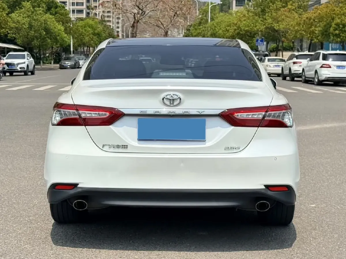 2019 Toyota Camry 2.5L 209HP L4 8AT,autocango,china used car exporter,china ev exporter,chinese used car exporter,chinese used ev exporter