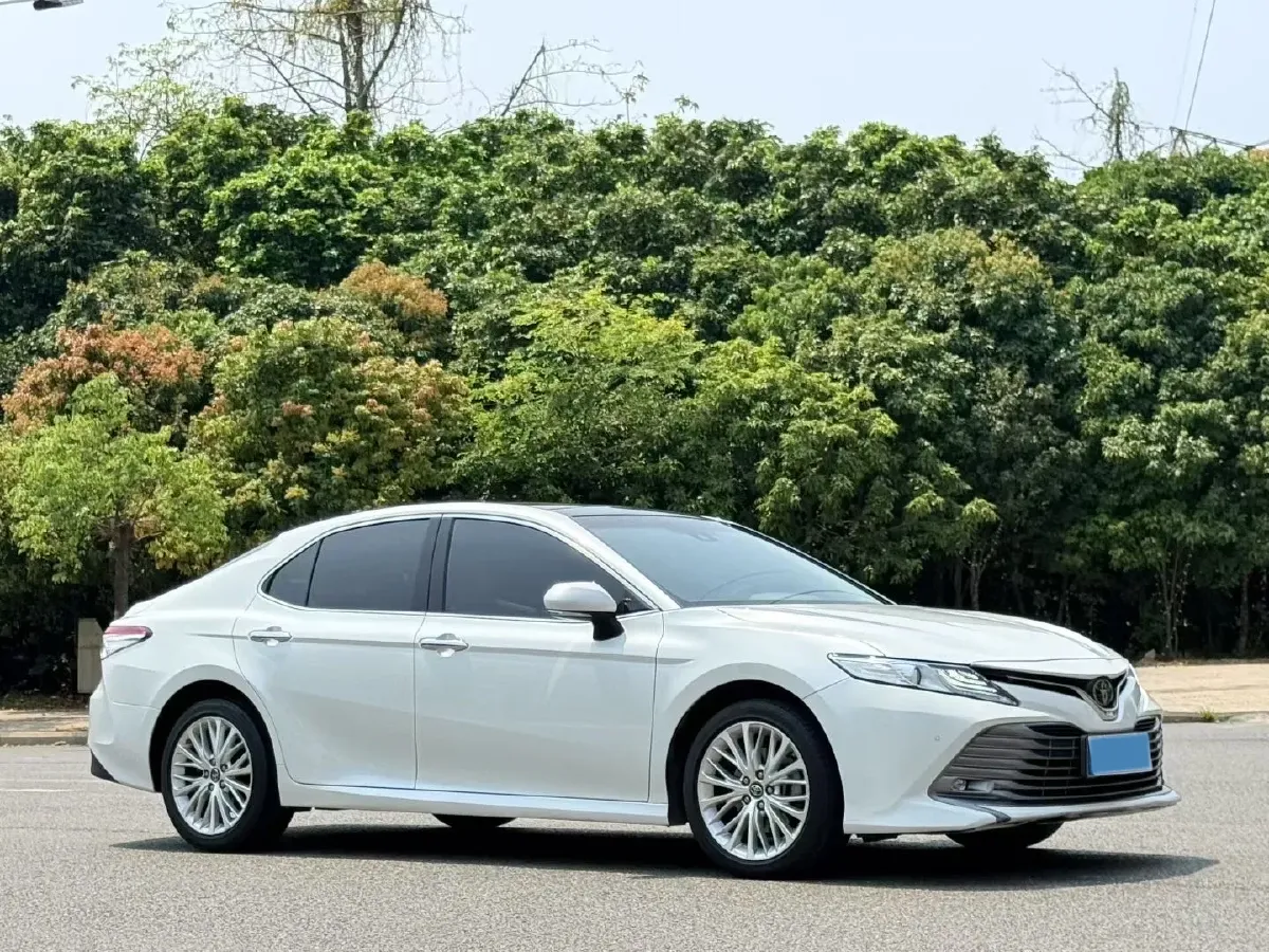 2019 Toyota Camry 2.5L 209HP L4 8AT,autocango,china used car exporter,china ev exporter,chinese used car exporter,chinese used ev exporter