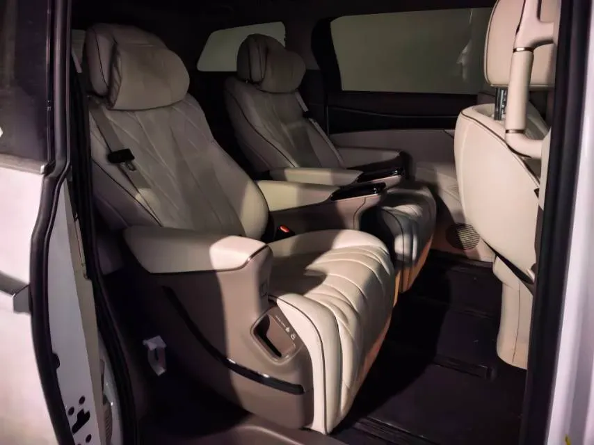 2022 HongQi HS7 3.0T 337HP V6 8AT,autocango,china used car exporter,china ev exporter,chinese used car exporter,chinese used ev exporter