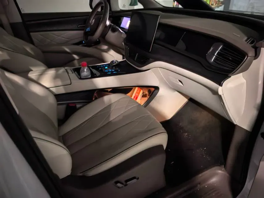 2022 HongQi HS7 3.0T 337HP V6 8AT,autocango,china used car exporter,china ev exporter,chinese used car exporter,chinese used ev exporter